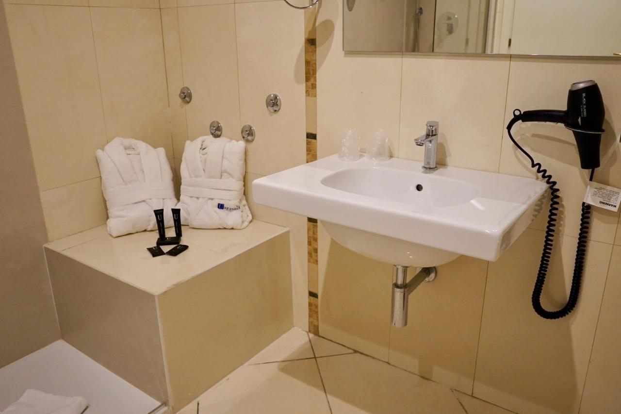 Toscana Sport Resort Каламброне Екстериор снимка